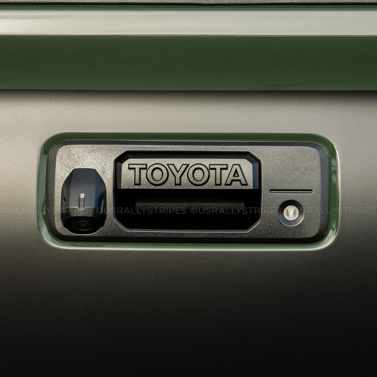 Tailgate blackout pre-cut vinyl w/ V6 badge fits 3rd Gen Toyota Tacoma