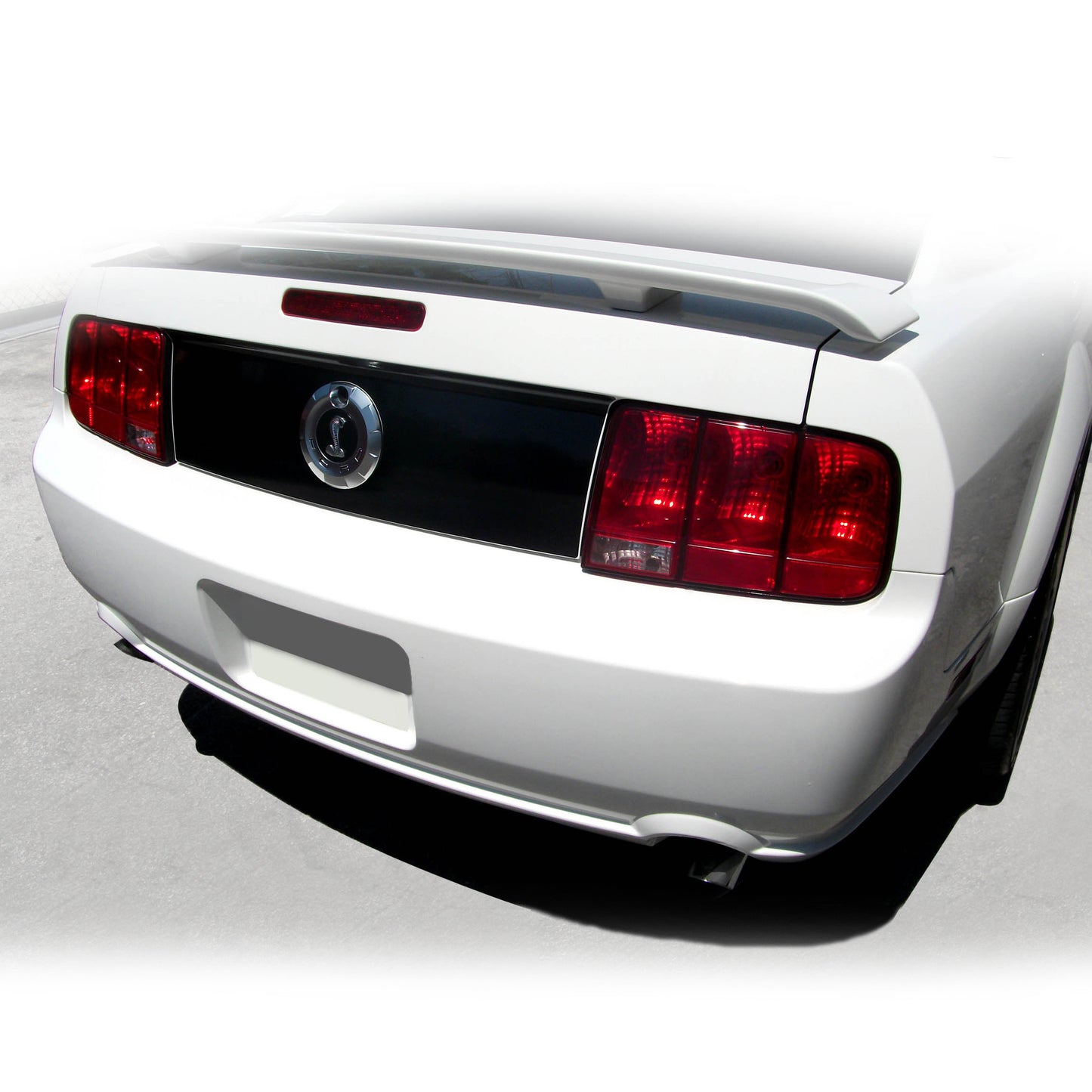 Ford Mustang 2005-2009 trunk blackout pre-cut sticker - US Rallystripes