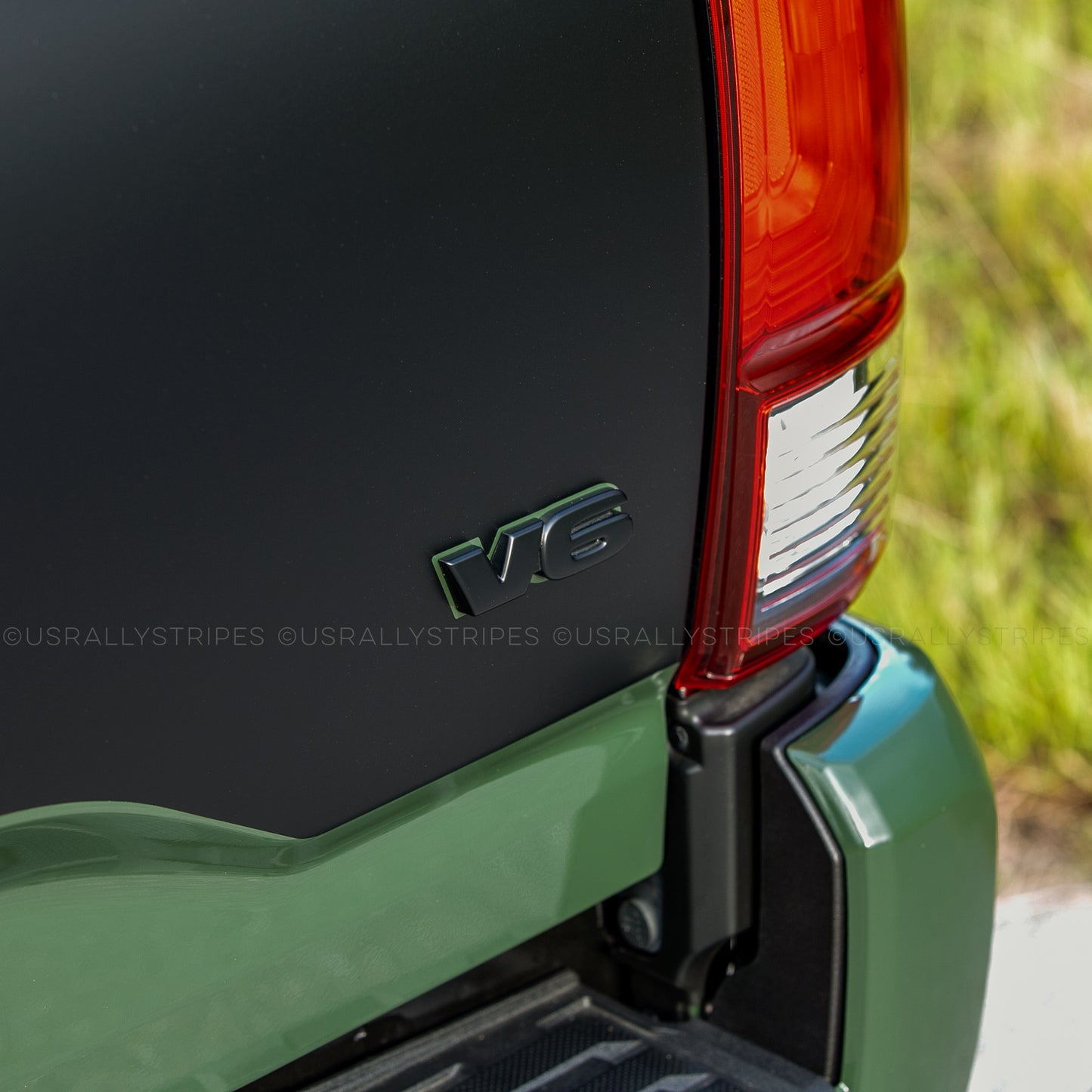 Tailgate blackout pre-cut vinyl w/ V6 badge fits 3rd Gen Toyota Tacoma