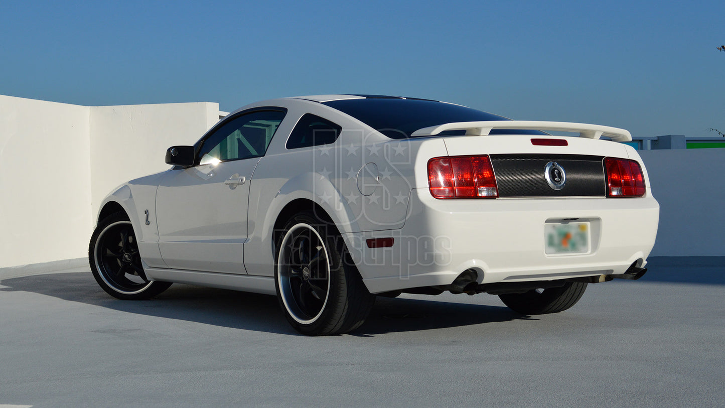 Ford Mustang 2005-2009 trunk blackout pre-cut sticker - US Rallystripes